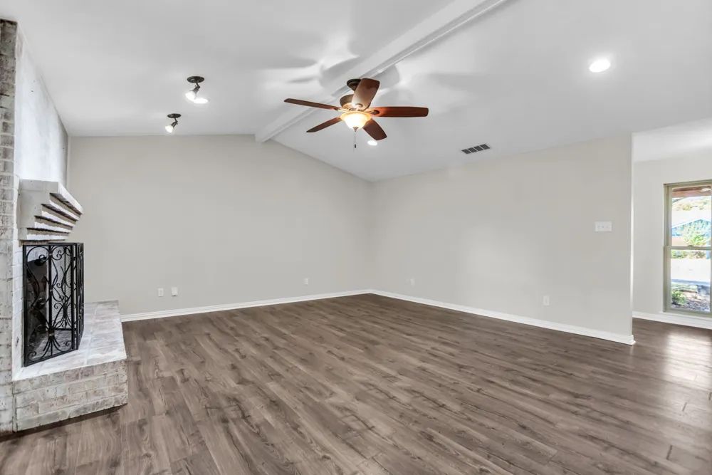 203 Trailridge Drive Richardson, TX 75081