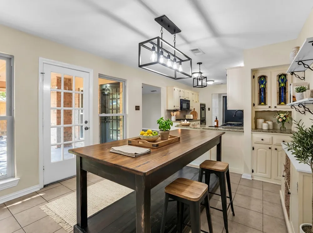203 Trailridge Drive Richardson, TX 75081