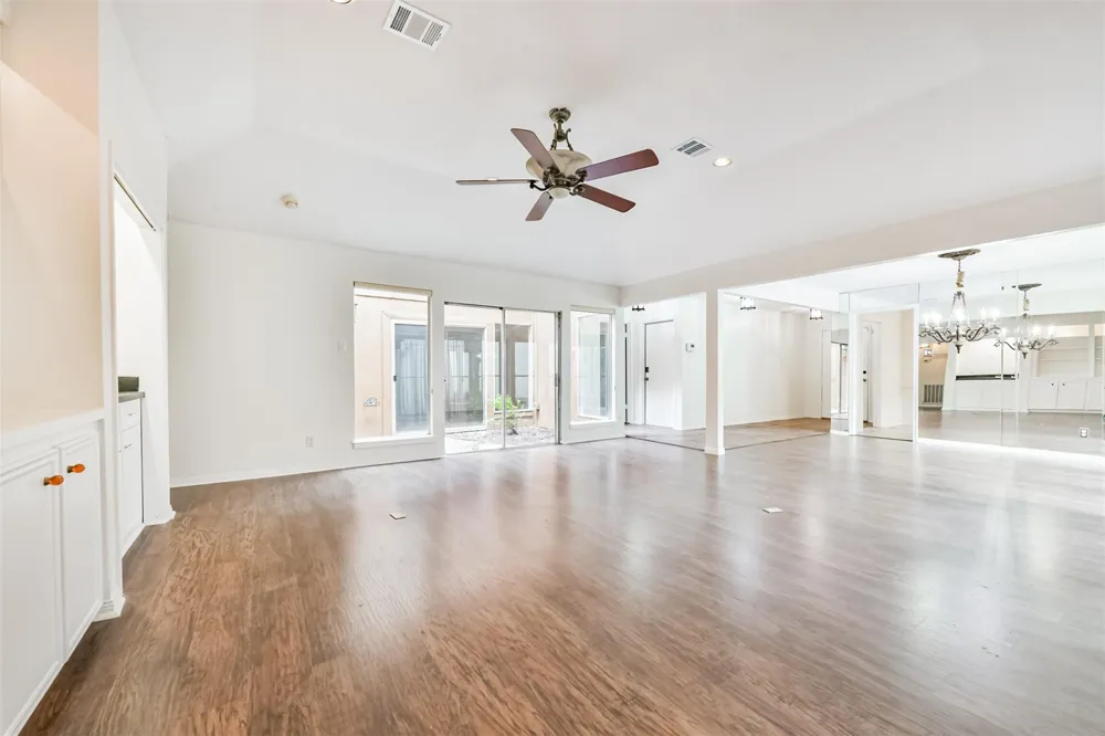 7815 Duffield Lane Houston, TX 77071