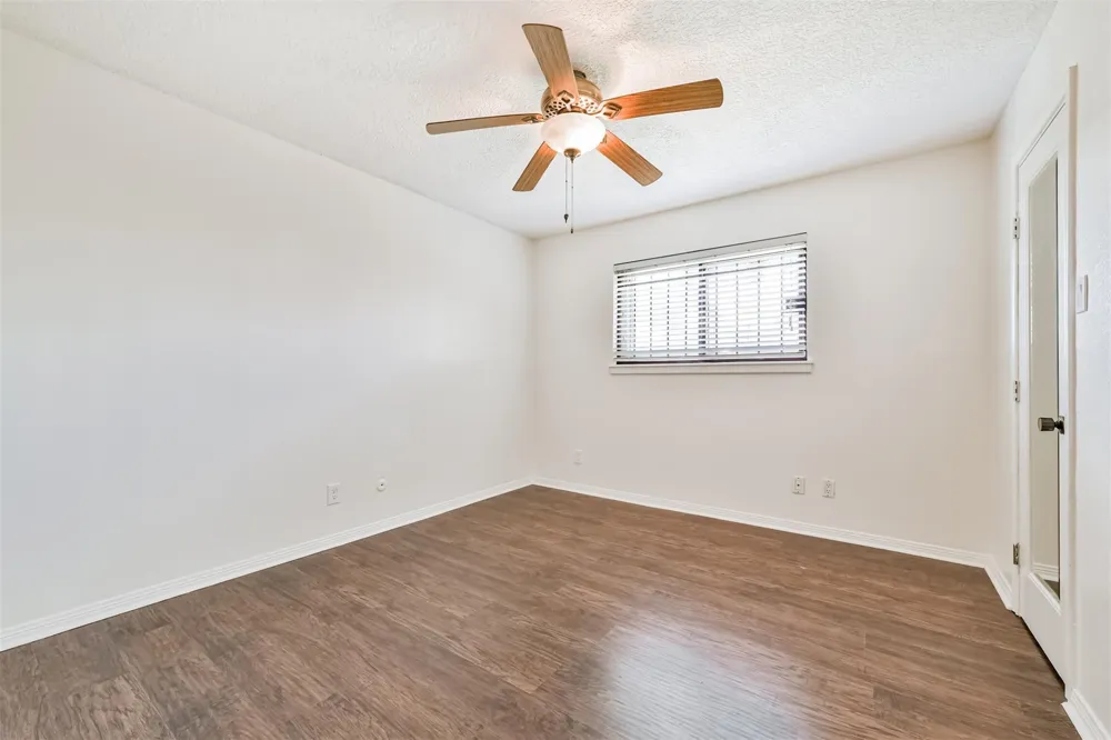 7815 Duffield Lane Houston, TX 77071