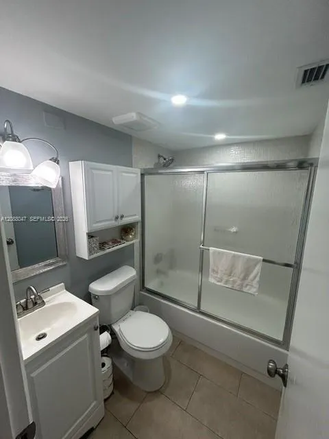 2 Briarwood Cir #112 Hollywood, FL 33024