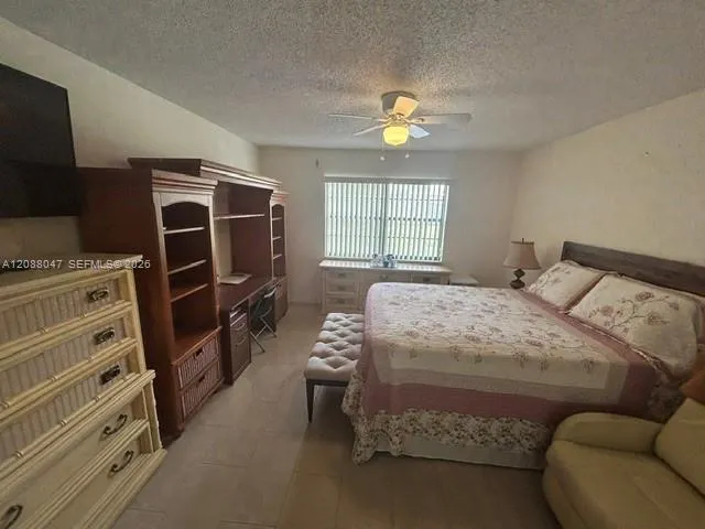 2 Briarwood Cir #112 Hollywood, FL 33024