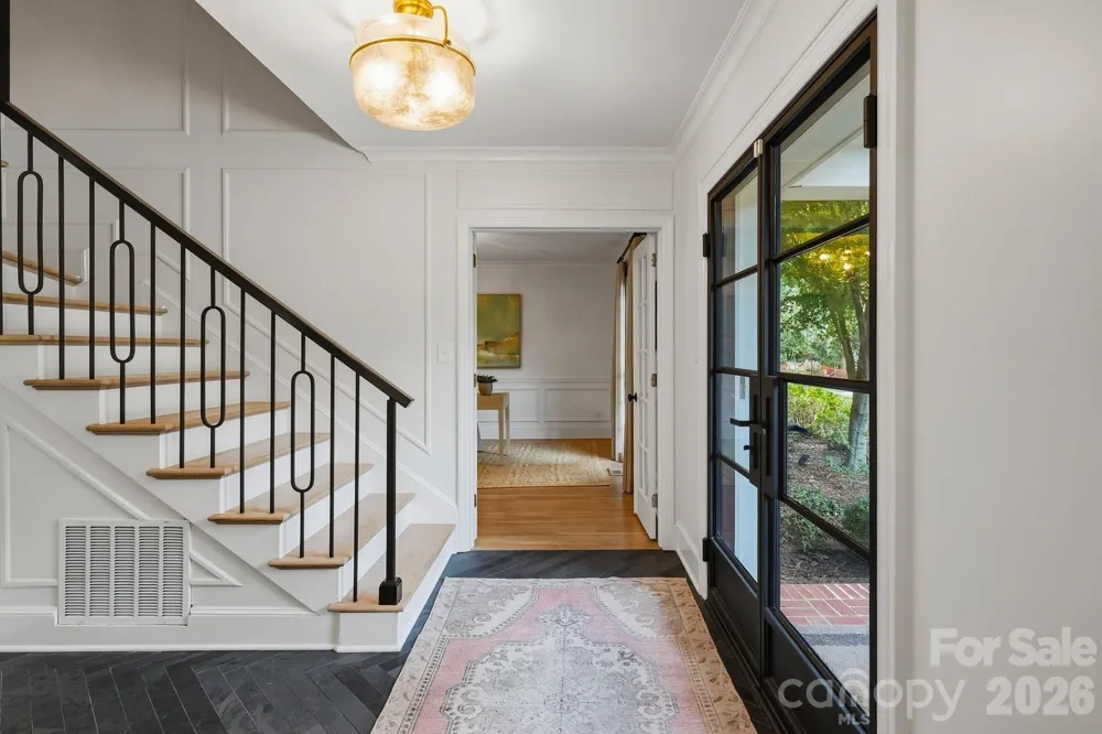 400 Fesbrook Court Charlotte, NC 28270