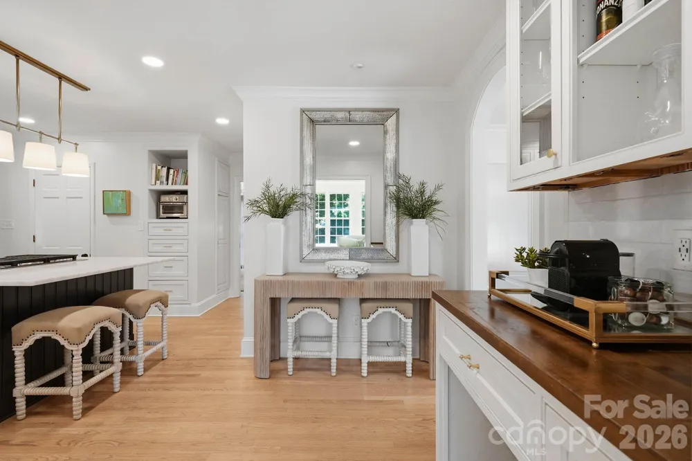 400 Fesbrook Court Charlotte, NC 28270