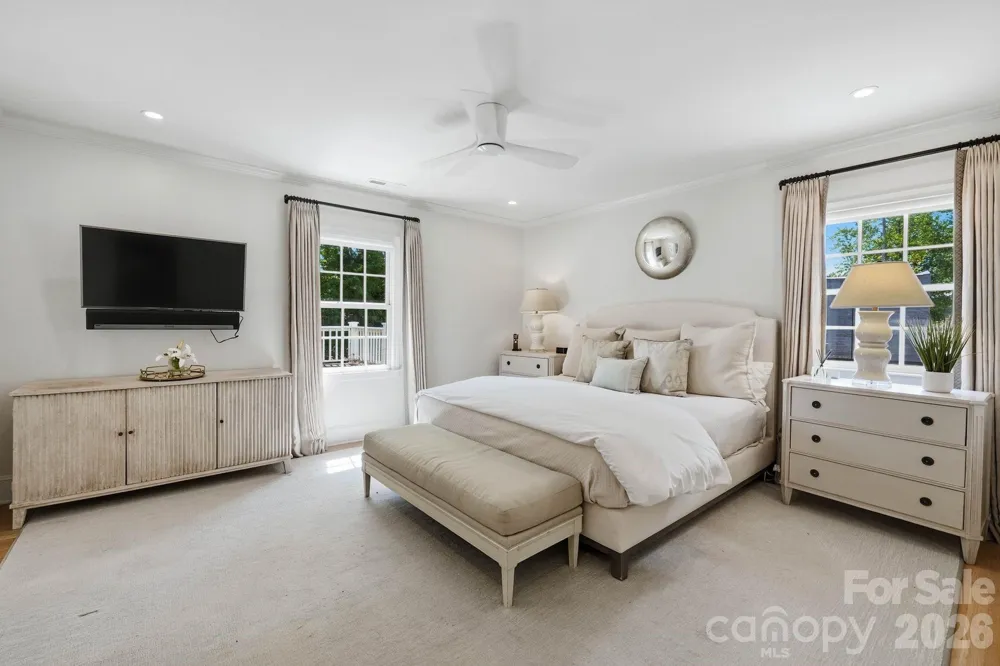 400 Fesbrook Court Charlotte, NC 28270