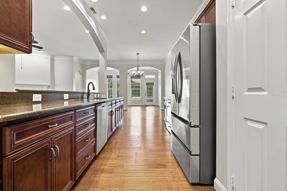 1009 Larkwood Dr Hermitage, TN 37076