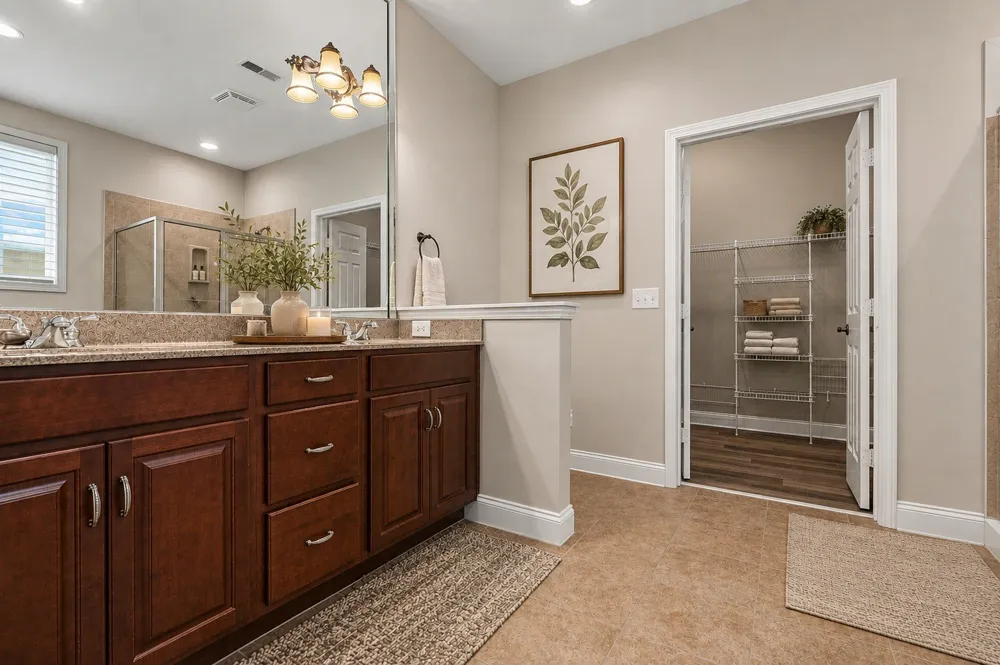 1009 Larkwood Dr Hermitage, TN 37076