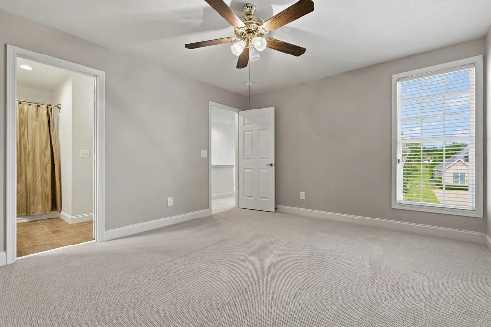 1009 Larkwood Dr Hermitage, TN 37076