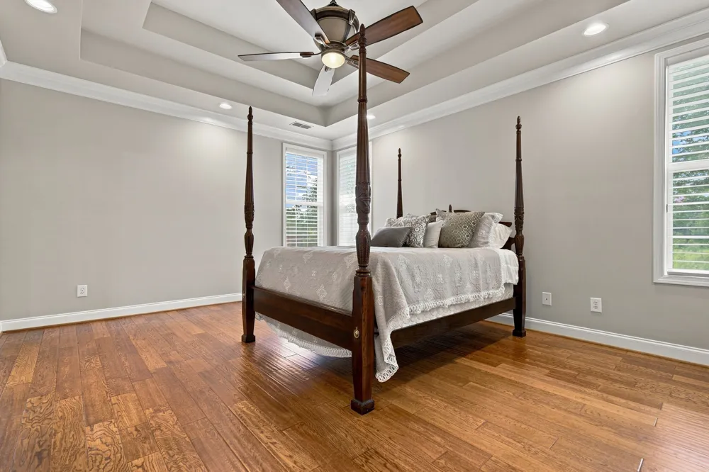 1009 Larkwood Dr Hermitage, TN 37076