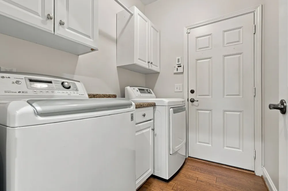 1009 Larkwood Dr Hermitage, TN 37076