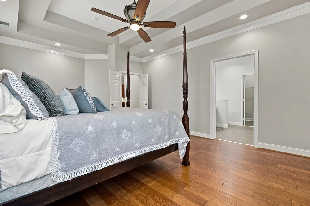 1009 Larkwood Dr Hermitage, TN 37076