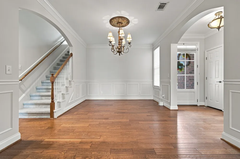 1009 Larkwood Dr Hermitage, TN 37076