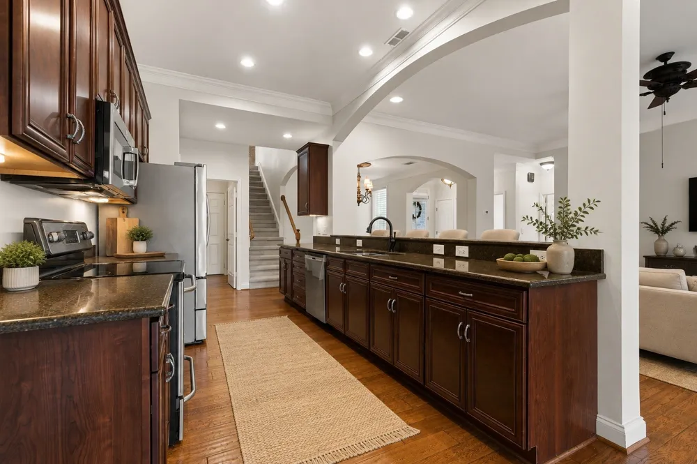 1009 Larkwood Dr Hermitage, TN 37076