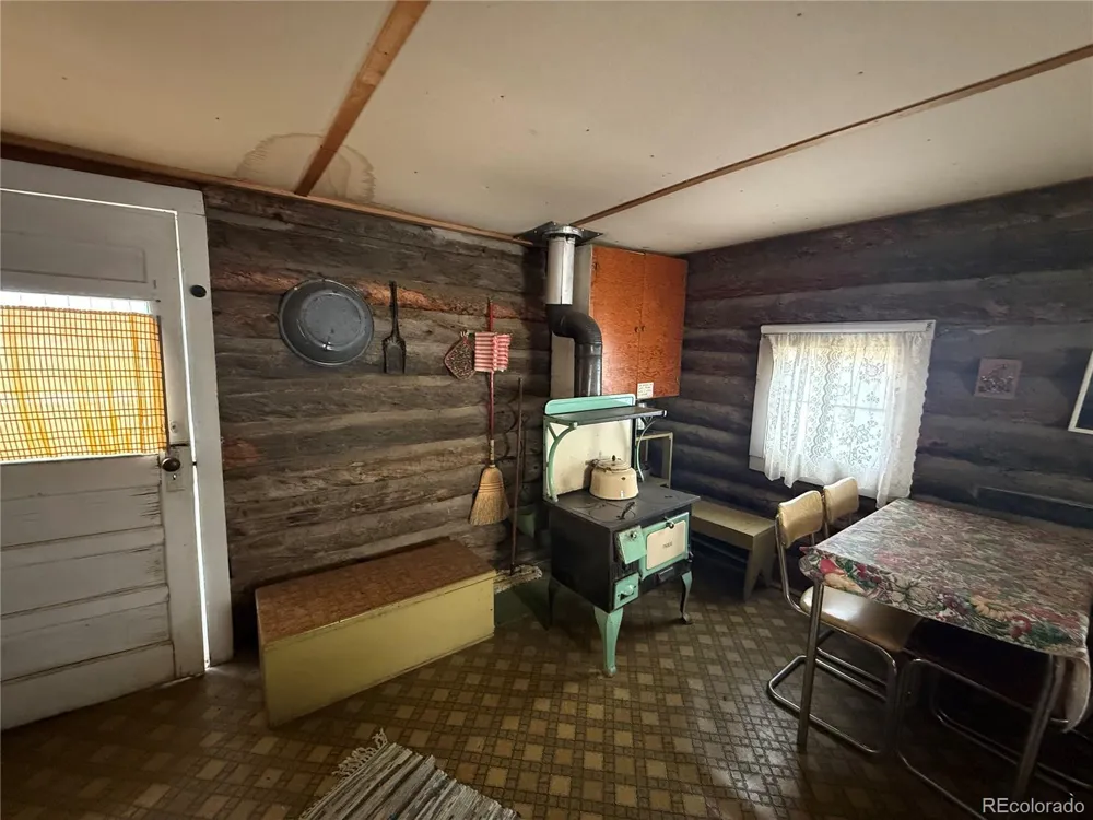 37268 US Highway 24 Lake George, CO 80827
