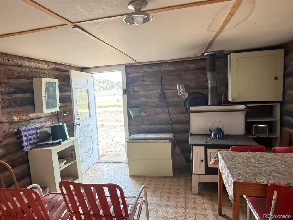 37268 US Highway 24 Lake George, CO 80827