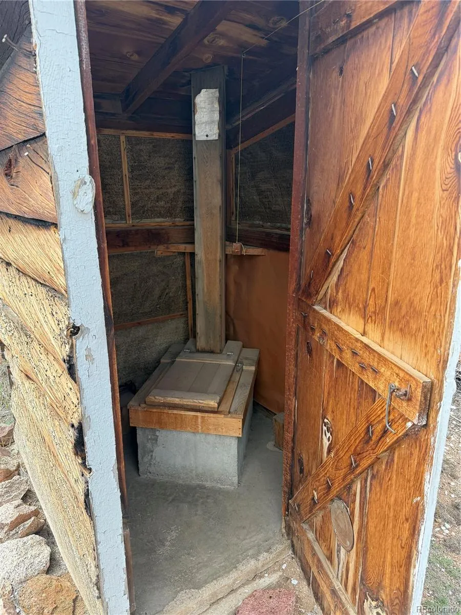 37268 US Highway 24 Lake George, CO 80827