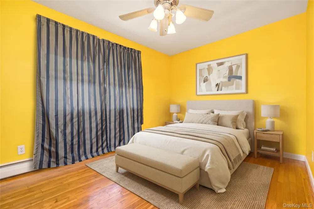 19 Rainbow Lane Lindenhurst, NY 11757