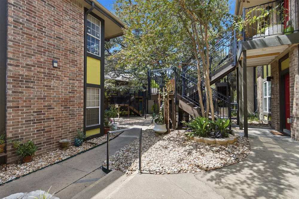 7685 Northcross Drive #908 Austin, TX 78757