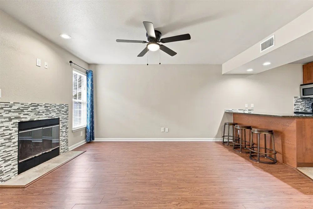 7685 Northcross Drive #908 Austin, TX 78757