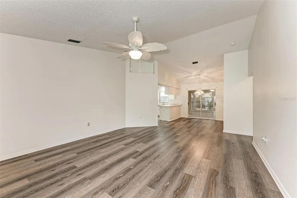 2046 OLD TREVOR WAY Sarasota, FL 34232