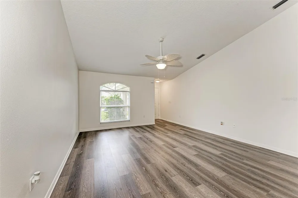 2046 OLD TREVOR WAY Sarasota, FL 34232