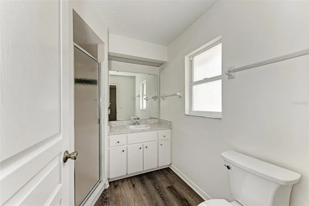 2046 OLD TREVOR WAY Sarasota, FL 34232