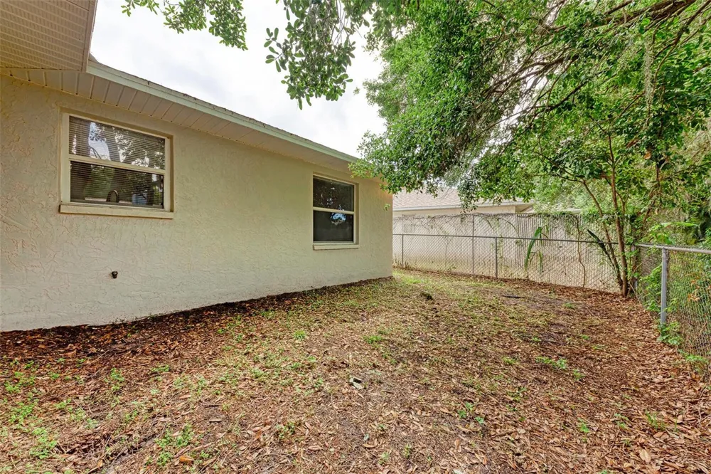 2046 OLD TREVOR WAY Sarasota, FL 34232