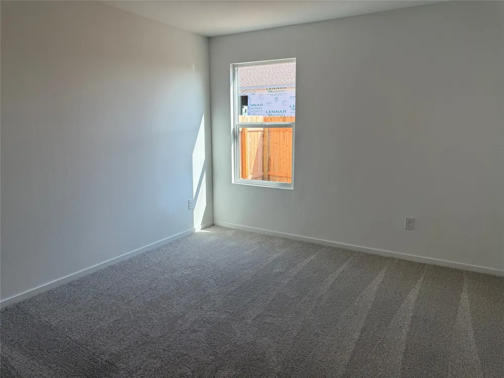 142 Pink Footed Pass Uhland, TX 78640
