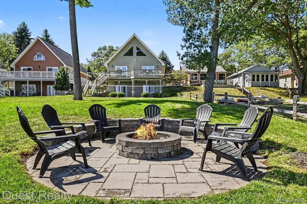 6024 Westshore Drive Oscoda Charter Township, MI 48750