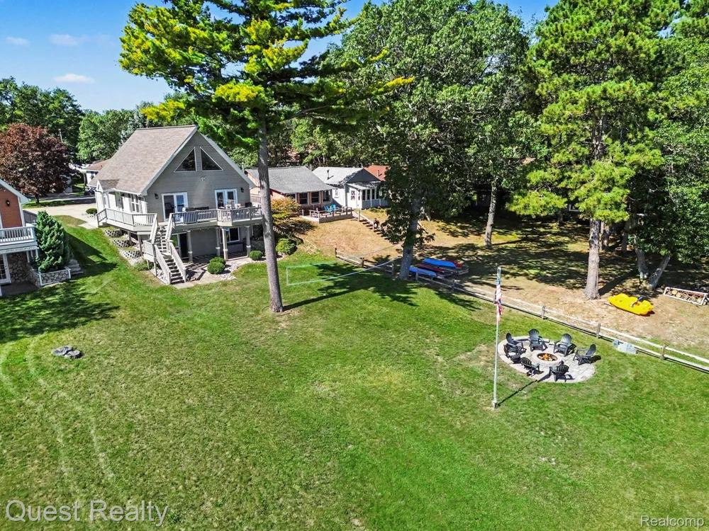 6024 Westshore Drive Oscoda Charter Township, MI 48750