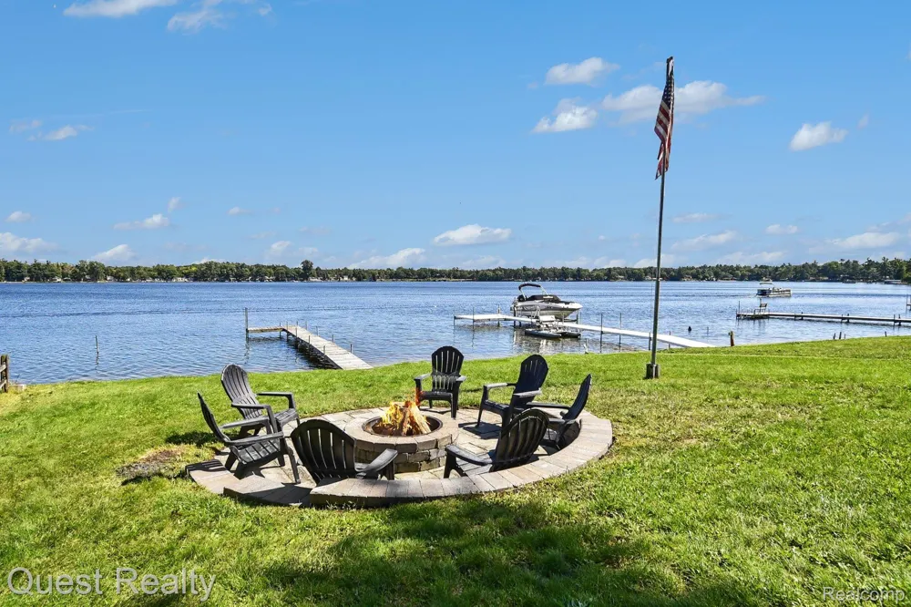 6024 Westshore Drive Oscoda Charter Township, MI 48750