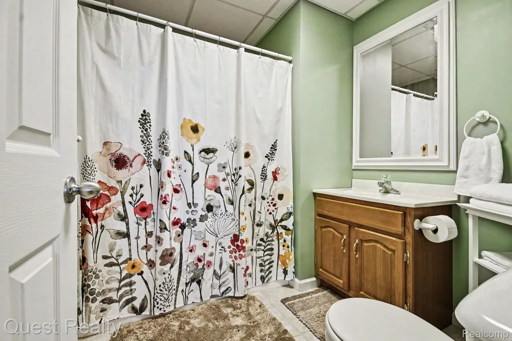 6024 Westshore Drive Oscoda Charter Township, MI 48750