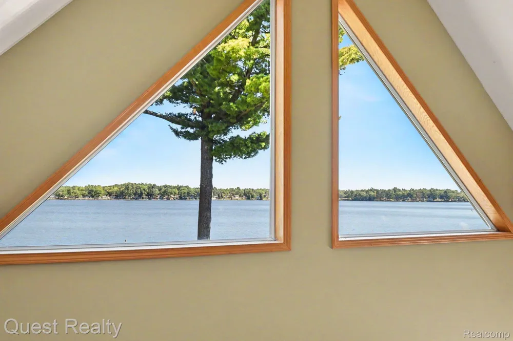 6024 Westshore Drive Oscoda Charter Township, MI 48750