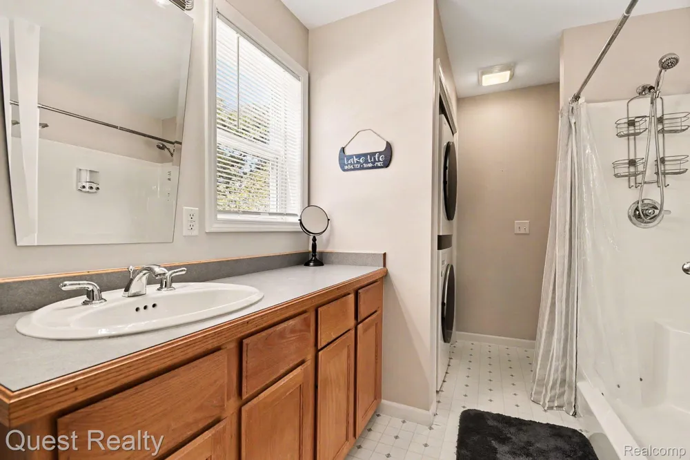 6024 Westshore Drive Oscoda Charter Township, MI 48750