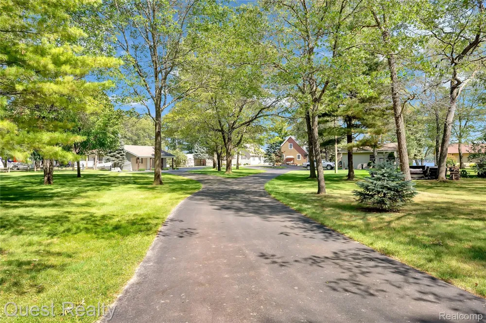 6024 Westshore Drive Oscoda Charter Township, MI 48750