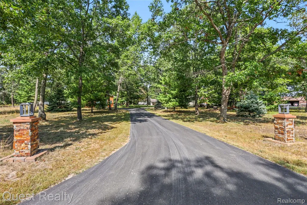 6024 Westshore Drive Oscoda Charter Township, MI 48750