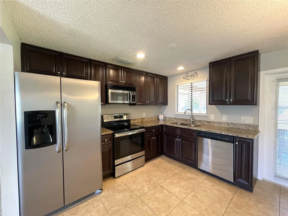 907 RED BAY TERRACE NW Port Charlotte, FL 33948