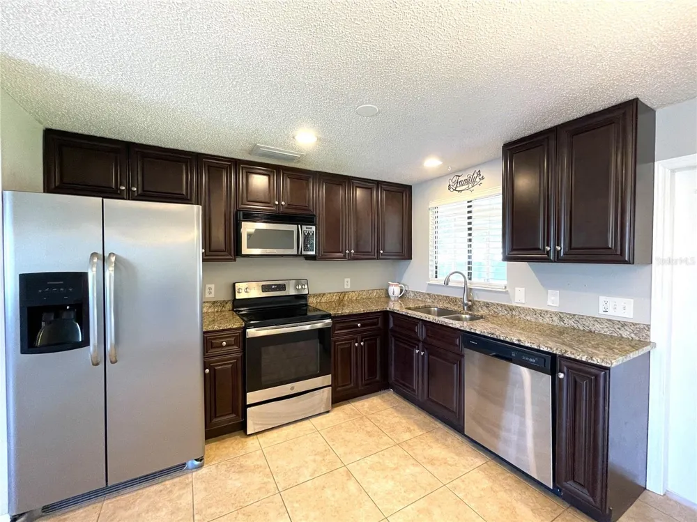 907 RED BAY TERRACE NW Port Charlotte, FL 33948