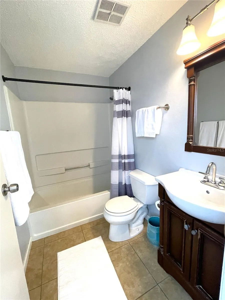 907 RED BAY TERRACE NW Port Charlotte, FL 33948