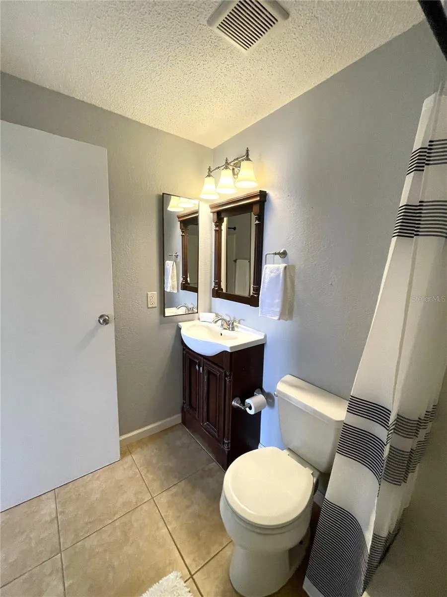 907 RED BAY TERRACE NW Port Charlotte, FL 33948