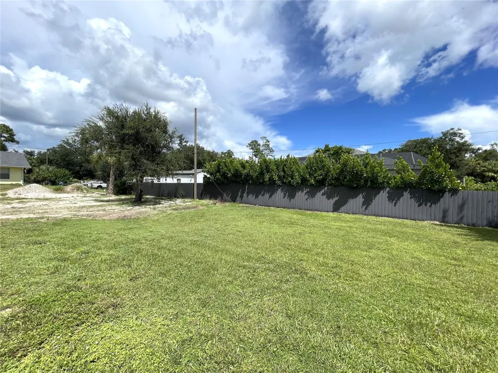 907 RED BAY TERRACE NW Port Charlotte, FL 33948