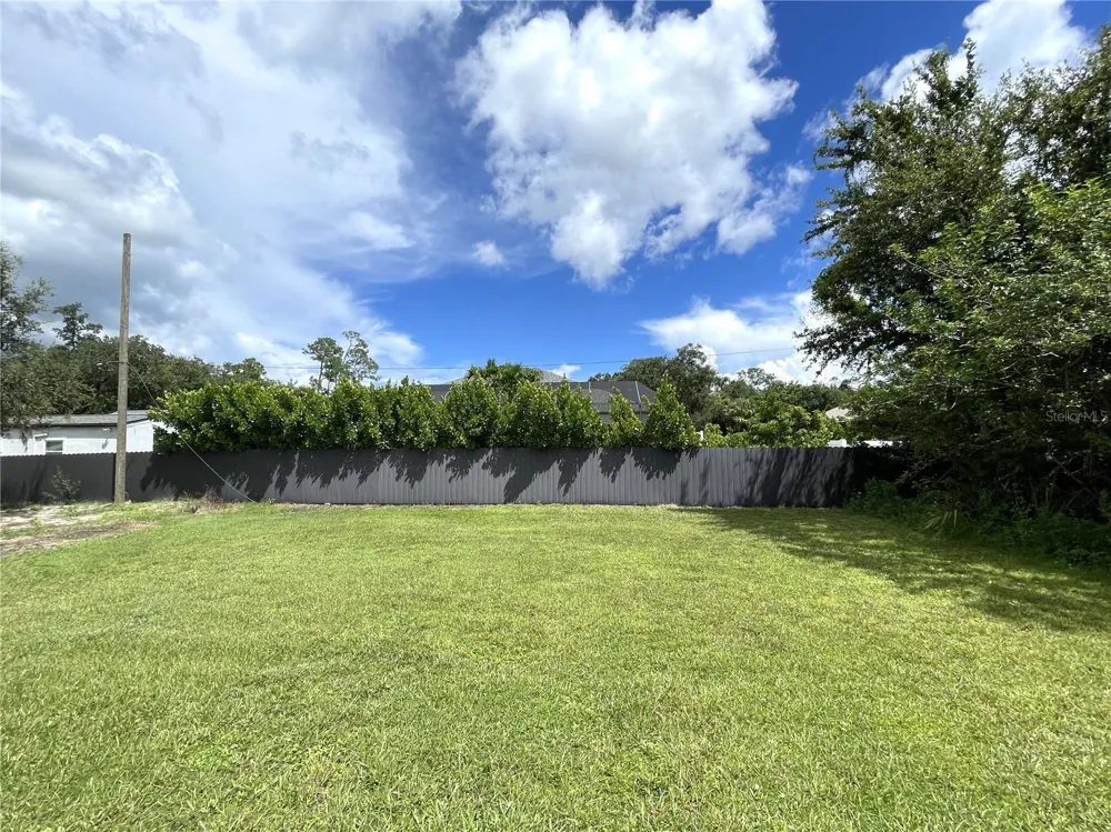 907 RED BAY TERRACE NW Port Charlotte, FL 33948