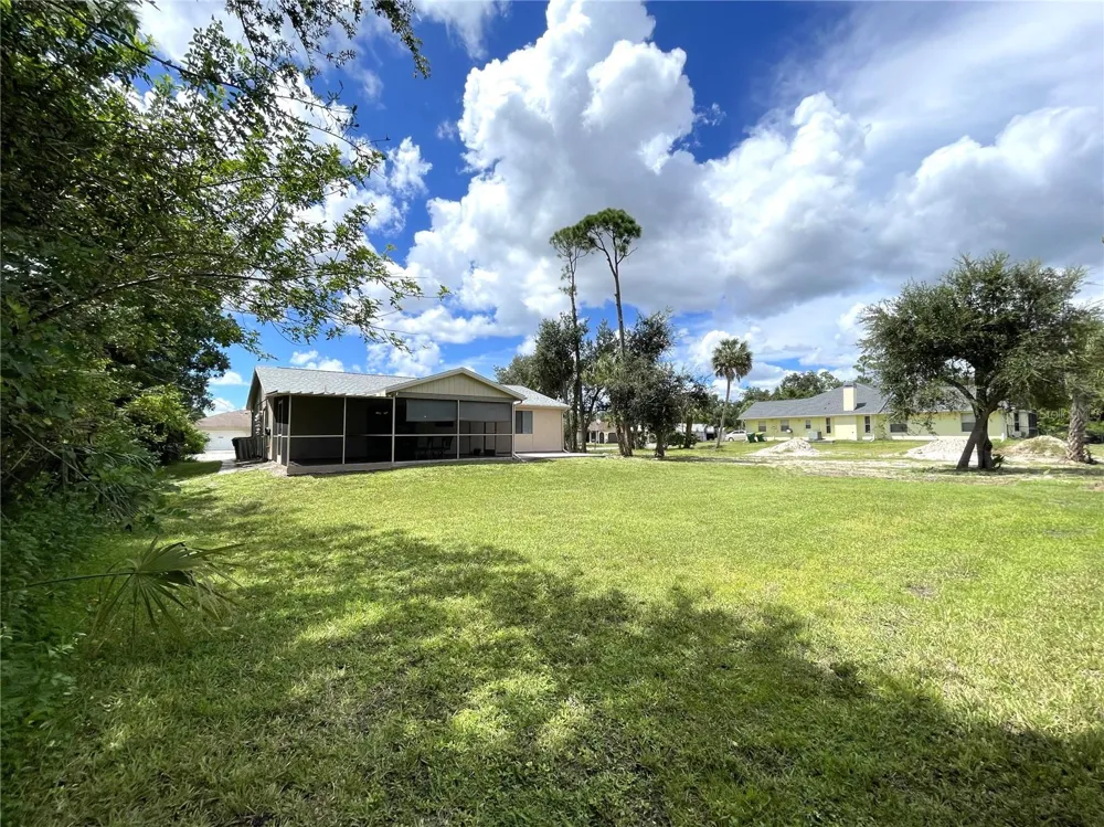 907 RED BAY TERRACE NW Port Charlotte, FL 33948