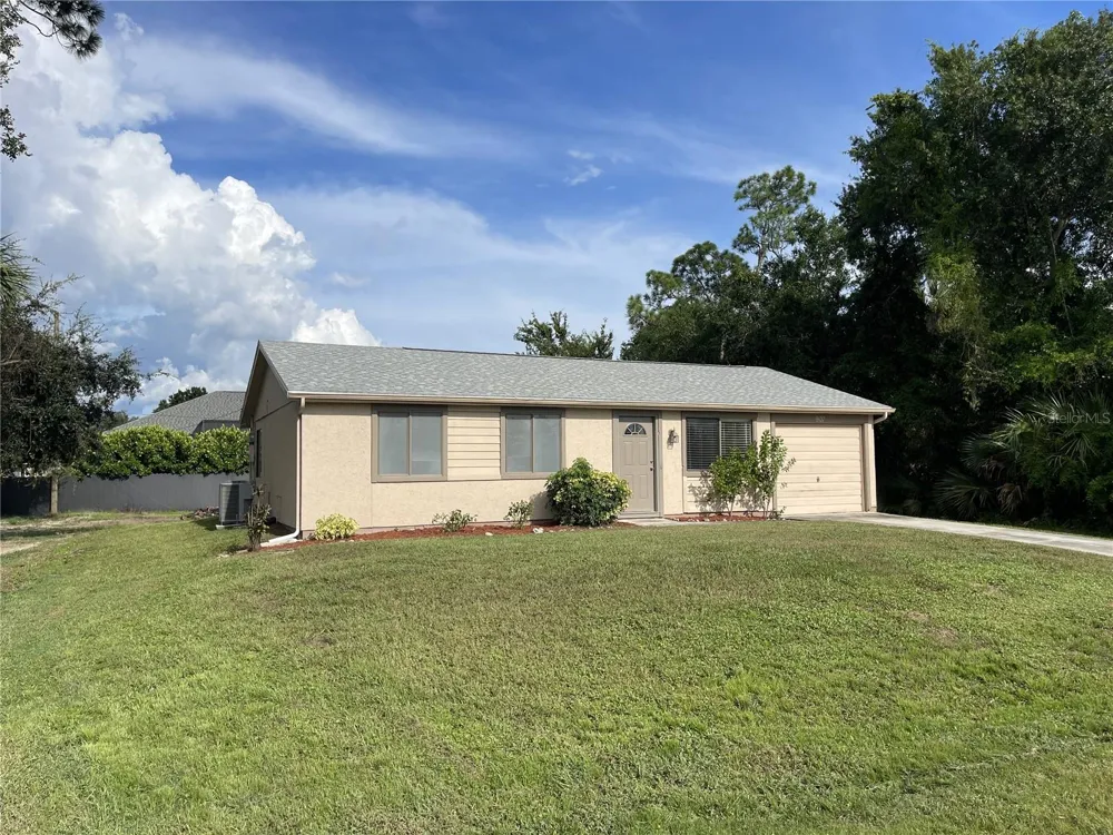 907 RED BAY TERRACE NW Port Charlotte, FL 33948