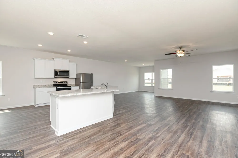 1460 Sodbuster DR Locust Grove, GA 30248