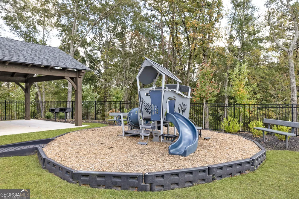 1460 Sodbuster DR Locust Grove, GA 30248