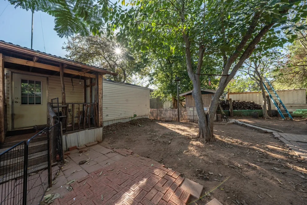 116 County Road 1424 Morgan, TX 76671