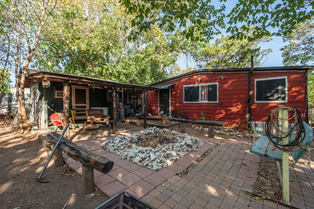 116 County Road 1424 Morgan, TX 76671