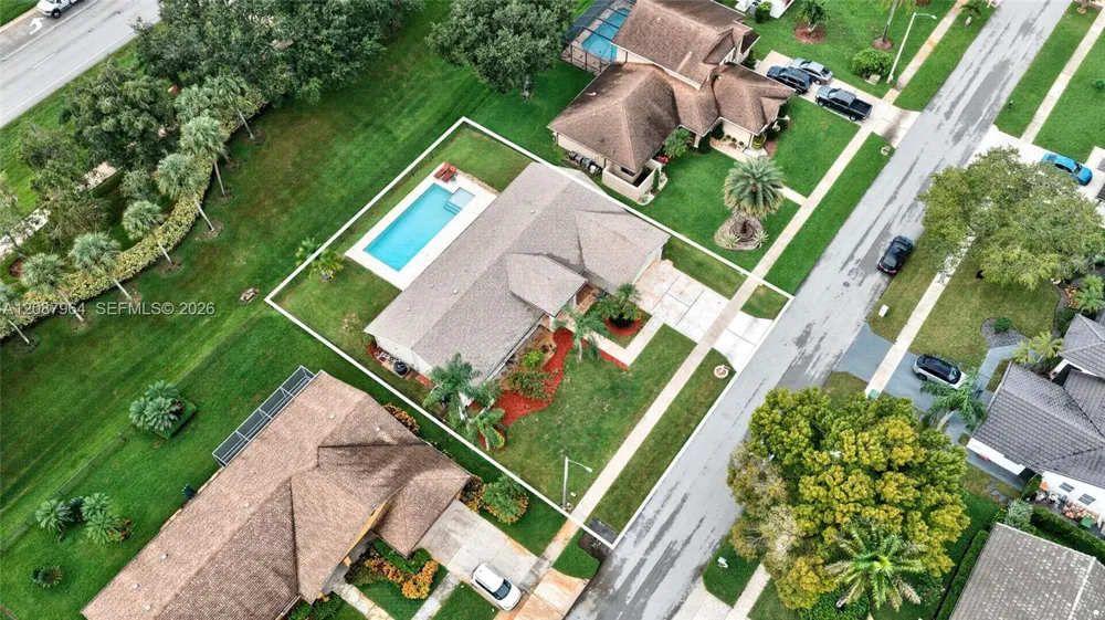 19960 NW 2nd St Pembroke Pines, FL 33029