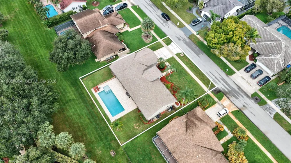 19960 NW 2nd St Pembroke Pines, FL 33029